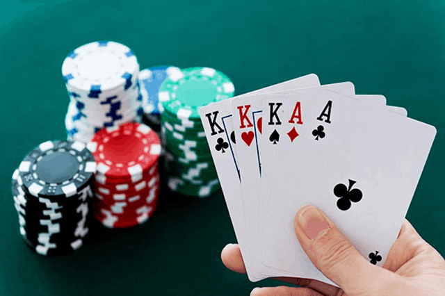 Poker và lý do chơi là thua của người chơi