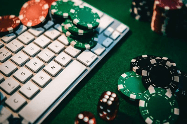 Vị trí chơi có ảnh hưởng thế nào đến kết quả của ván Poker