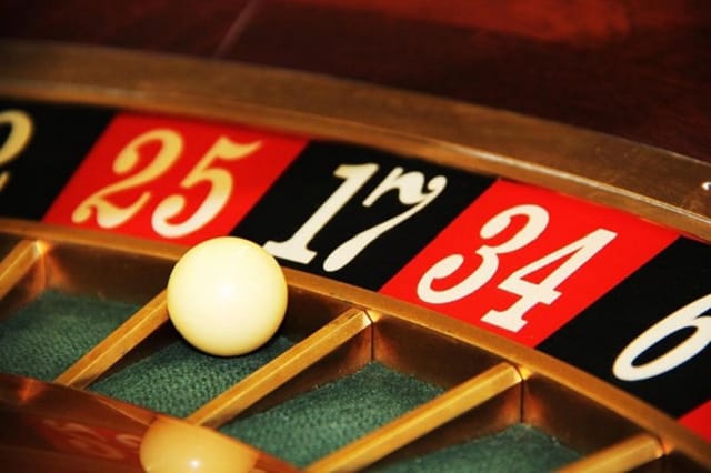 Roulette là tựa game như thế nào và có đông người chơi tham gia hay không?