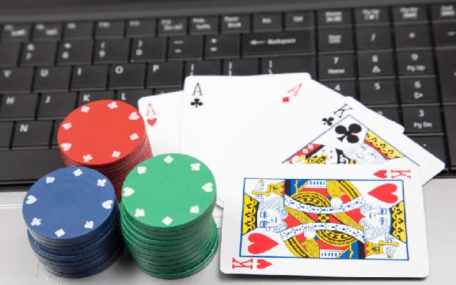 Phân tích những tình huống thường gặp khi chơi game Baccarat online?