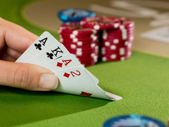 Nên hiểu rõ về những sai lầm sau để chơi Poker dễ thắng được đối thủ hơn