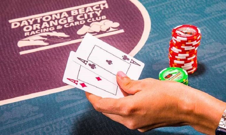 Kiếm tiền dễ dàng khi bạn nắm chắc chắn về luật chơi bài Poker?