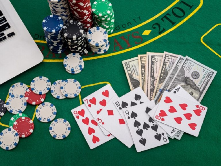 Những điều nên thực hiện trên bàn cược Poker để đánh bại đối thủ